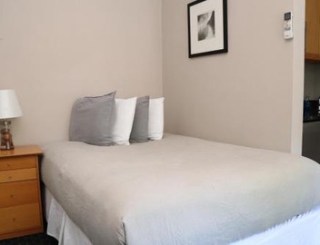 Heart of South End, Convenient, Comfy Studio #22 4