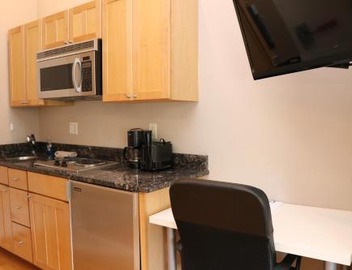 Charming Studio in Boston Brownstone, C.Ave#5 4