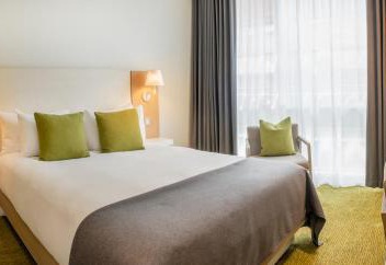 The Orchard Hotel & Restaurant 3