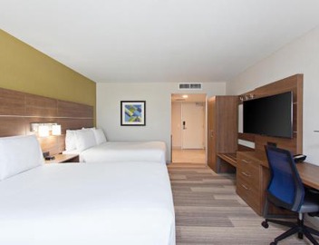 Holiday Inn Express & Suites Pasadena - Los Angeles by IHG 4