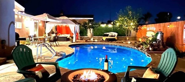 San Diego “Idyllic Beautiful House” w/Heated Pool