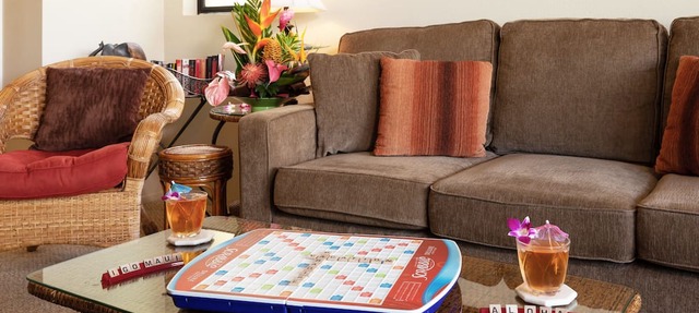 Maui steps from the beach! Remodeled, well appointed.*Hono Kai B9*