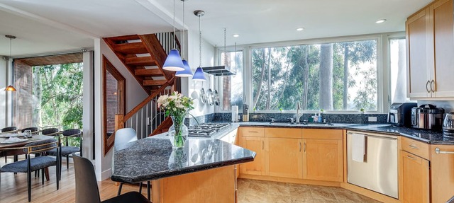 Stunning Del Mar Home w/Deck: 1 Mi to Beach!