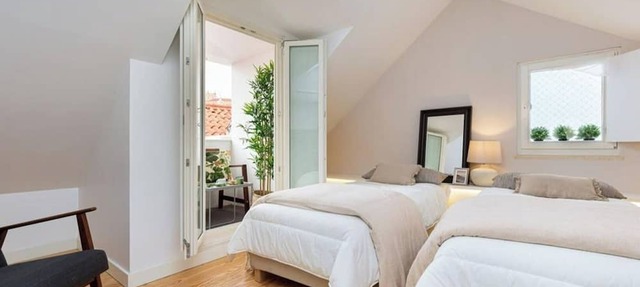 Apartment Downtown Lisbon 3 Bedrooms Balcony
