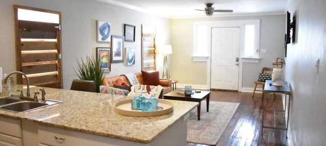 Eclectic West Riverside Apt | 6 min to Audobon Zoo