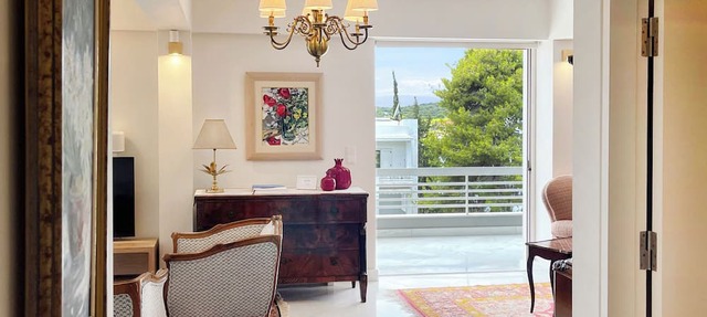 A unique 3 level penthouse with a great sea view to Vouliagmeni Bay