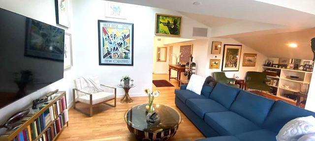 LUXE Georgetown Penthouse, Deck, Skylights, Pkg
