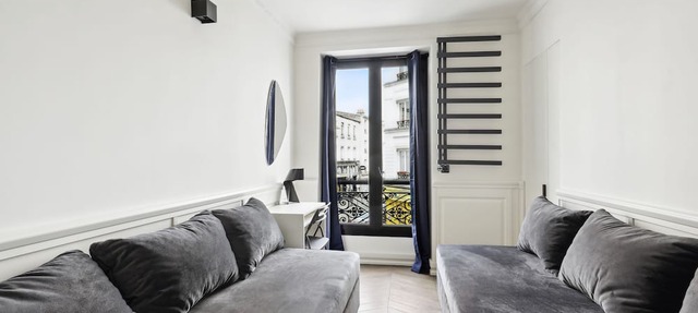 ID 356 - 2 Bdr flat - Montmartre/Rue Doudeauville