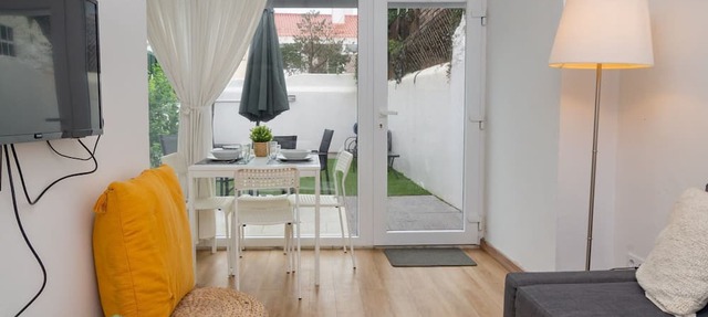 Lovely & Bright Family Flat W/Patio
