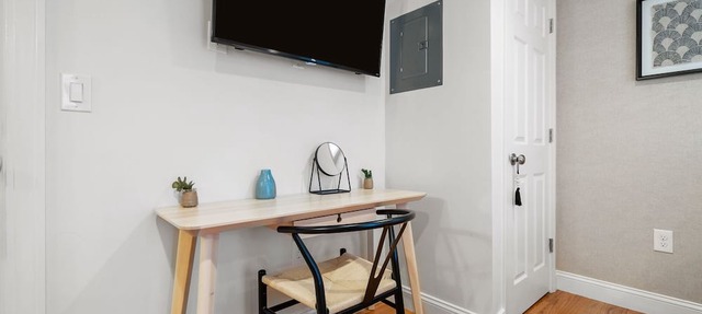 Rise Suite at The Hygge House