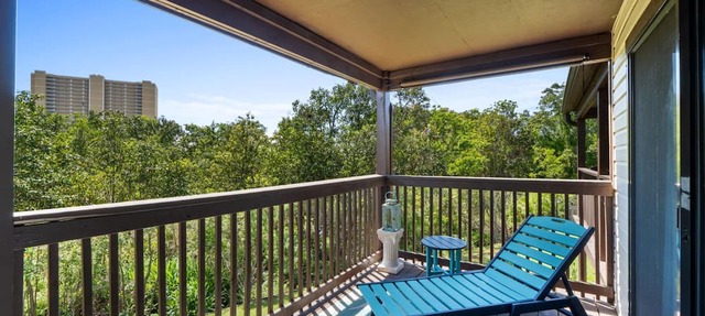 Portside K2 - Dog Friendly, Pools, Hot Tub, Beach Across Street - Free Golf!