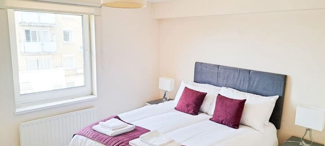 Wimbledon Apartment Is a Fantastic 1 Bedroom Apartment in the centre of Wimbledon with free parking!