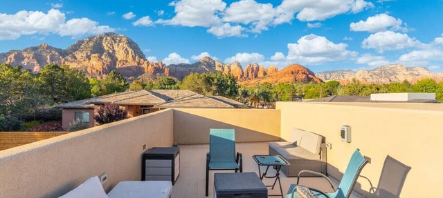 West Sedona - Rooftop Deck, Hot Tub, Thunder Mtn Views