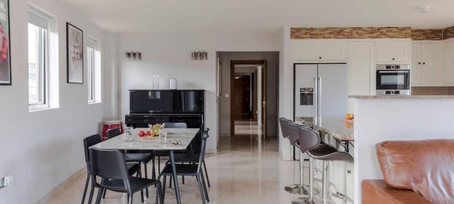 Farringdon 4-Bed Penthouse · Terrace · Sleeps 8