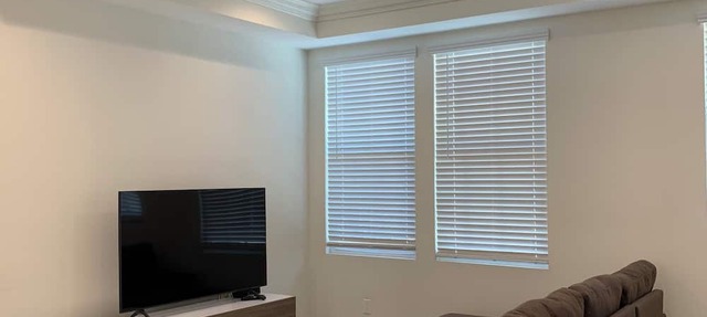 Entire 3Bds 3Ba Condo with private parking in Prime Pasadena