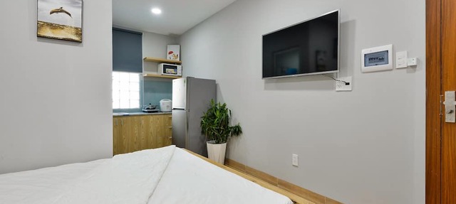 Quiet & New Studio, Fully Furnished, Central Le Van Sy, District 3