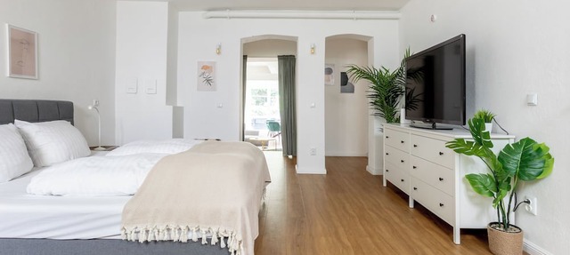 Central and quiet design apartment Berlin
