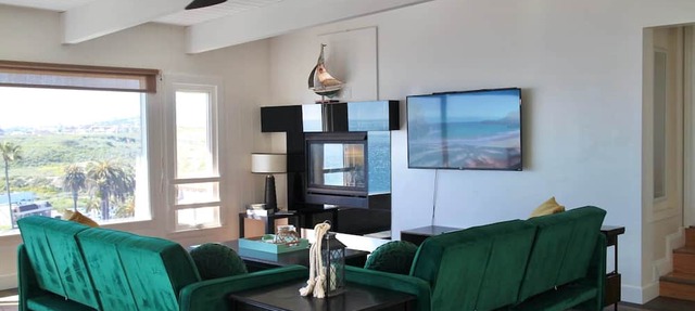 Panoramic Ocean View Cottage and Hideaway