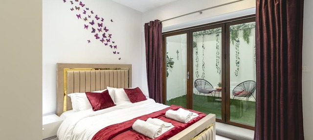 Luxury Chelsea Duplex | 3BR | Sleeps 10 | Near Tube