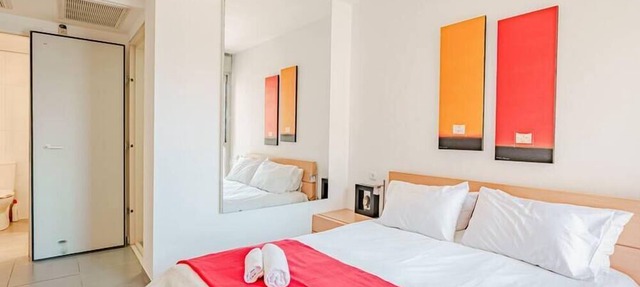 Surprising 2BR in Flea Market SAFE ROOM