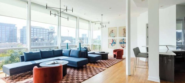 Luxury Fulton Market Penthouse Amazing City Views