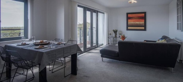 Maritime Quarter - 2 Bedroom Apartment - SA1 Beach Front (Fisherman's Way)