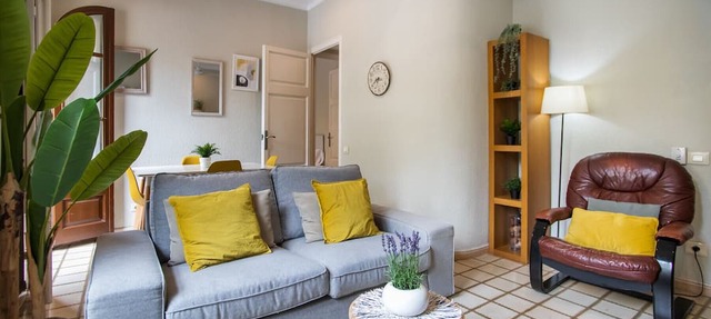 P1PAR1001 Chic 3 bedroom aparment in Paralel