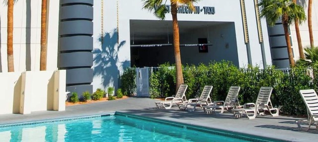 Deluxe One King Room at The D Las Vegas