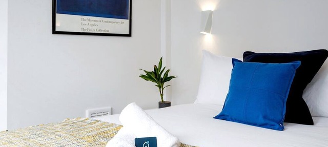 Modern and Bright Highgate Gem