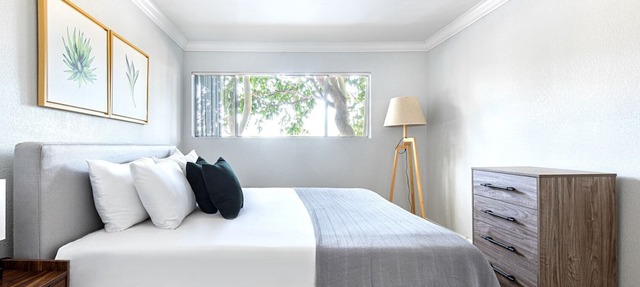 Chic Torrance 1BR w/Roofdeck, Pool, near Redondo Beach by Blueground