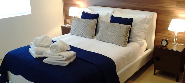 Stark Studio at Room Home Stay