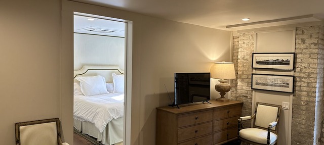 Cozy Furnished Apartment