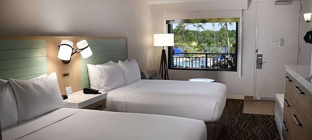 3 Lake Buenas Vista Family Units: Disney-World Shuttle, Aquatic Playground