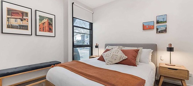Collingwood | 2BR + 2 Parking Near Smith St