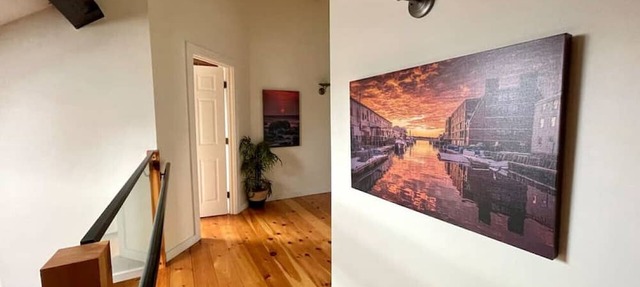 Incredible Location! Heart of Old Port/Spacious Apartment