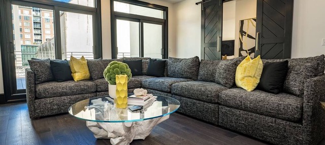 Luxury Downtown Retreat: Bold & Stylish Escape in the Heart of New Orleans