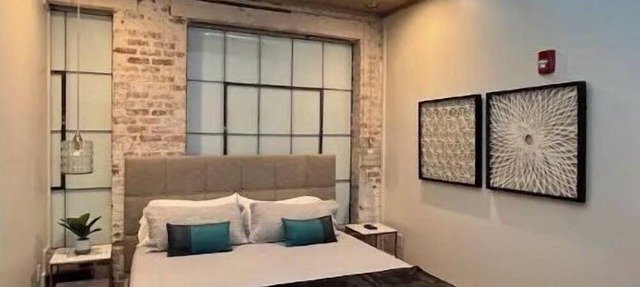 GORGEOUS 2 BR on MAIN #4