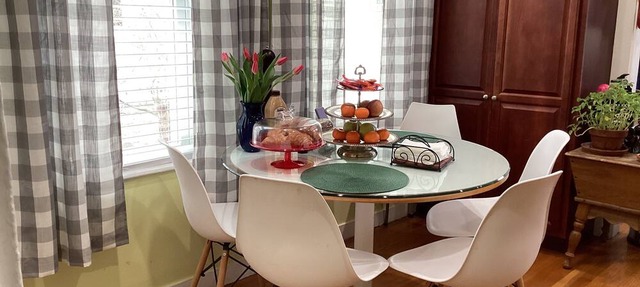 BOSTON-PRIVATE SUITE, WITH PRIVATE BATHROOM- WALK TO TRAIN & BUSES