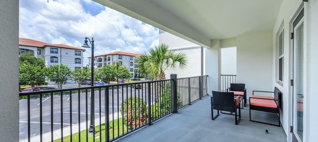Epic Universe Brand New Modern Vista Cay Reserve Condo - 6005