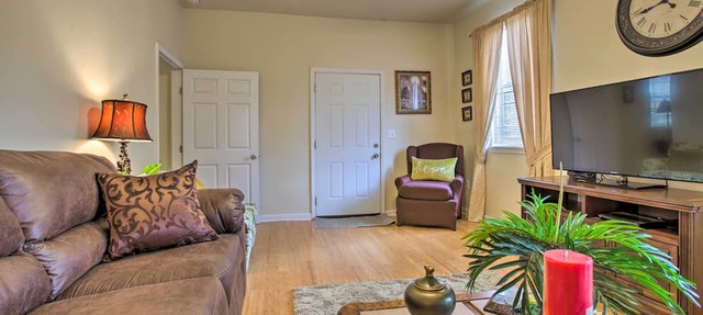 Great for Couples! NOLA Apt 3 Mi to Bourbon St
