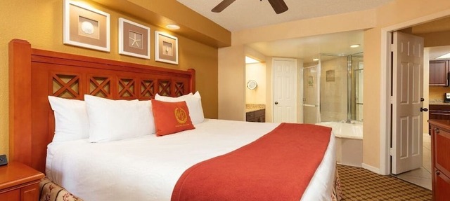 2BDRM 2 BATH DELUXE CONDO WESTGATE VACATION VILLAS 14 POOLS, HOT TUBS, WATERPARK