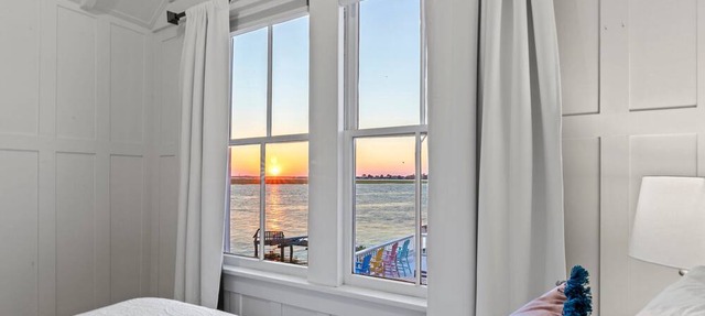 Back River Views, Dock and Heated Pool Access