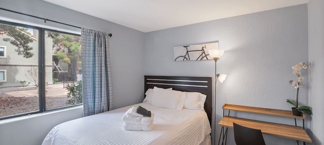 Superhost 5 Star ⭐️ Service Large 3 Bedroom