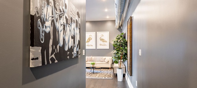 📣New XL Luxury Corner Condo PRIME Historic Downtown Location HUGE Balcony Wrapped in Wrought Iron