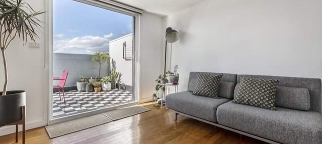 StayCentral - Fitzroy Converted Warehouse Penthouse - Rose St, Fitzroy - 2 Bedrooms, 2 Beds, 1 Bathrooms, 1 secure undercover park