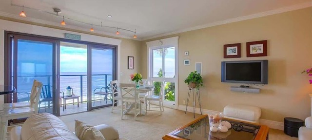 Perfect Sunsets - Unobstructed views of the ocean