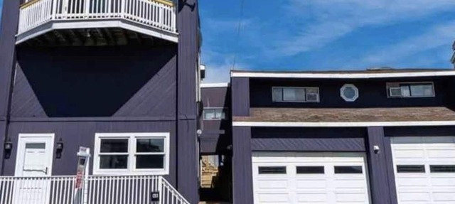 Waterfront Plum Island Getaway!