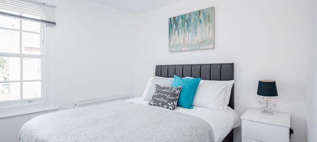 Elthorne Luxury Apartments EL3