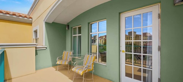 Angled Lake & Village View Retreat, Lake Las Vegas