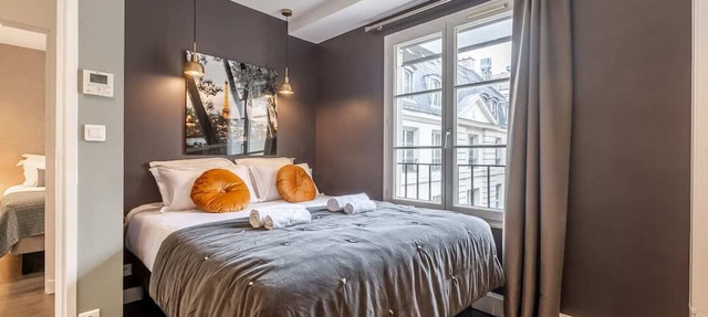 Sweett | Monsigny III